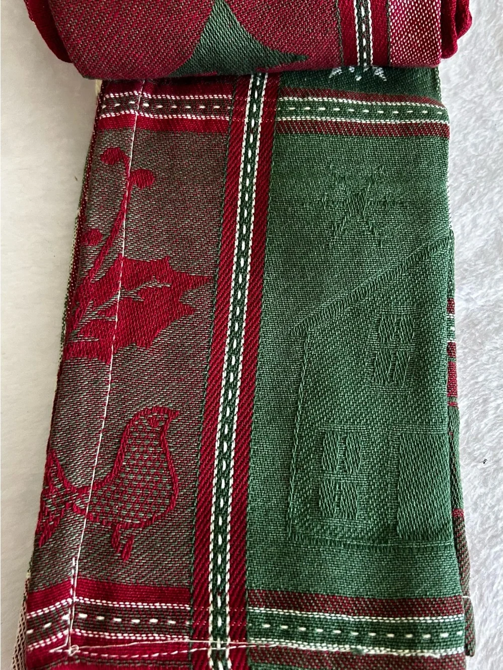 Heartland Plaid Holiday Napkin’s New in package Set of 4